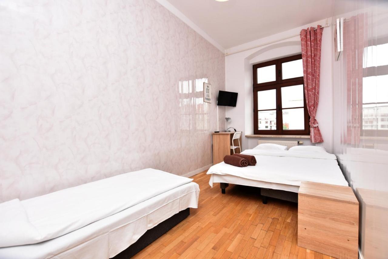 City Central Hostel - Pokoje Prywatne Βρότσλαβ Εξωτερικό φωτογραφία